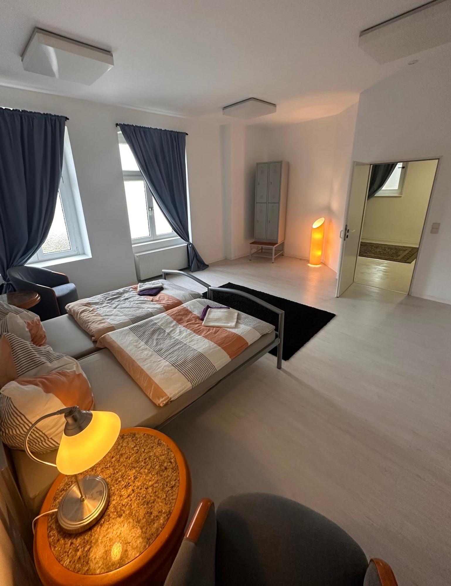Zentrale Unterkunft Am See Apartment Буков Екстериор снимка